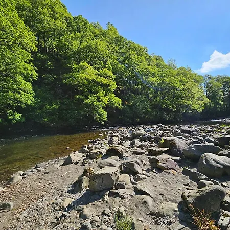 Garden No 1 בית נופש *